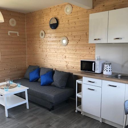 Domki Wypoczynkowe "Sea Breeze" Villa Ревал Екстериор снимка